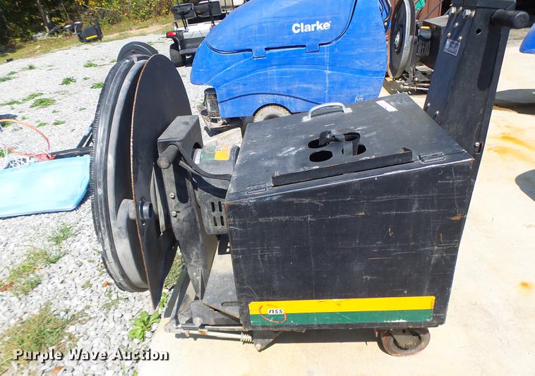 image for item DF9403 (4) NSS battery powered burnishers