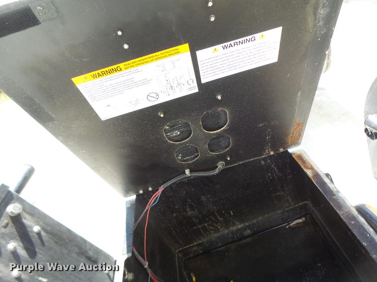 image for item DF9410 (4) NSS battery powered burnishers