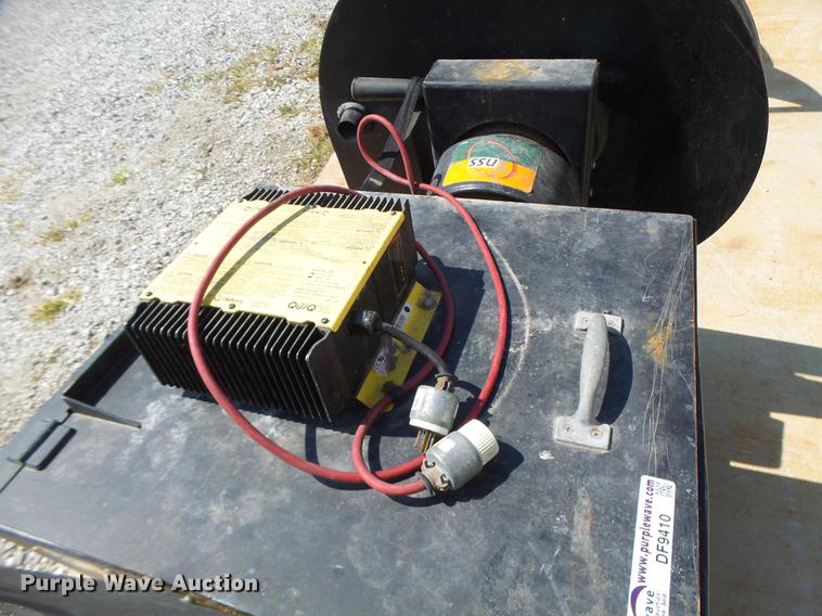 image for item DF9410 (4) NSS battery powered burnishers