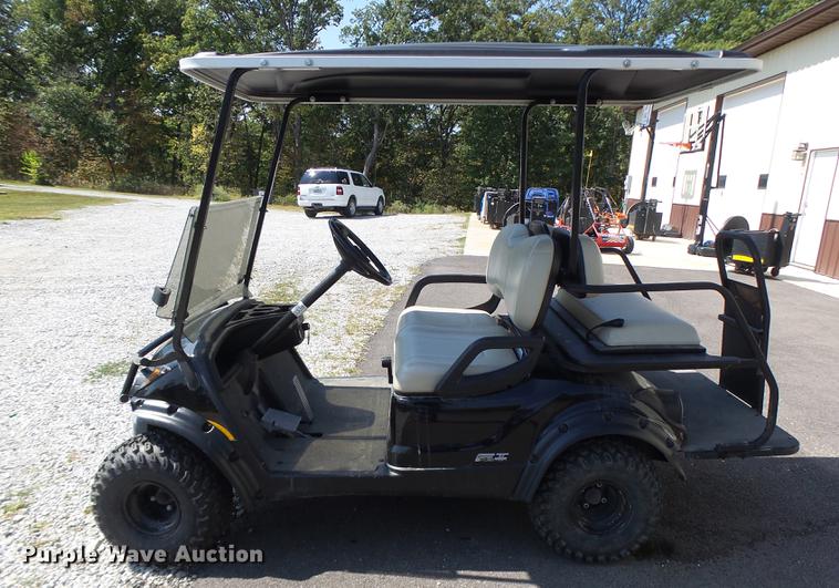 image for item DF9415 2015 Yamaha 2 Plus 2 golf cart