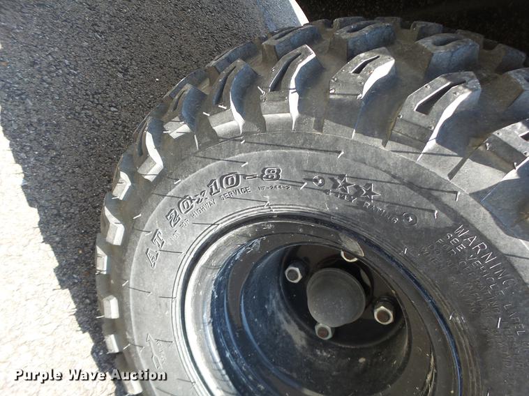 image for item DF9415 2015 Yamaha 2 Plus 2 golf cart