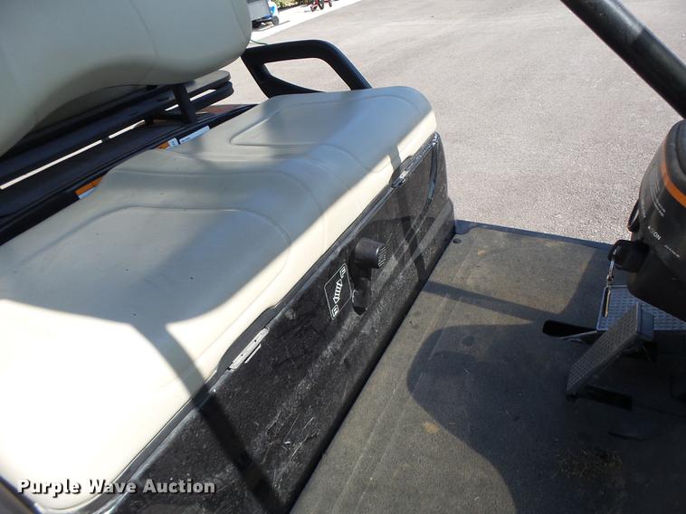 image for item DF9415 2015 Yamaha 2 Plus 2 golf cart