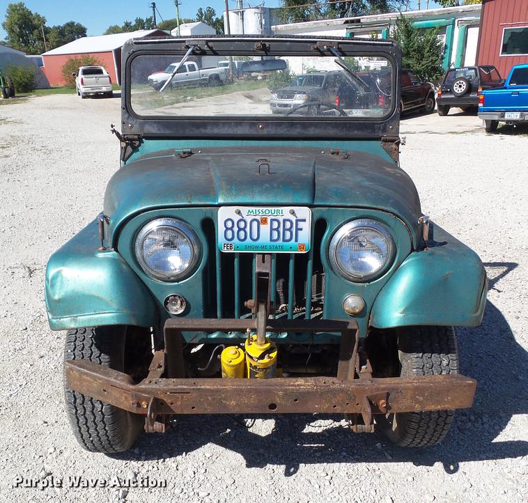 image for item DH9459 1966 Kaiser Jeep