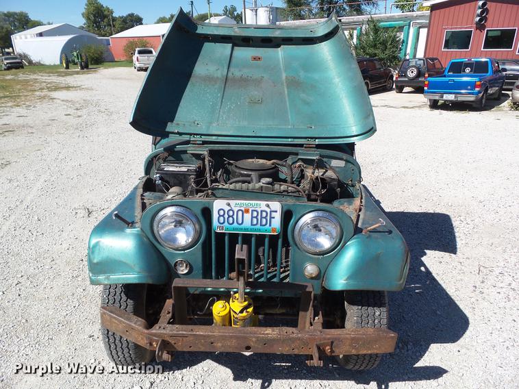 image for item DH9459 1966 Kaiser Jeep