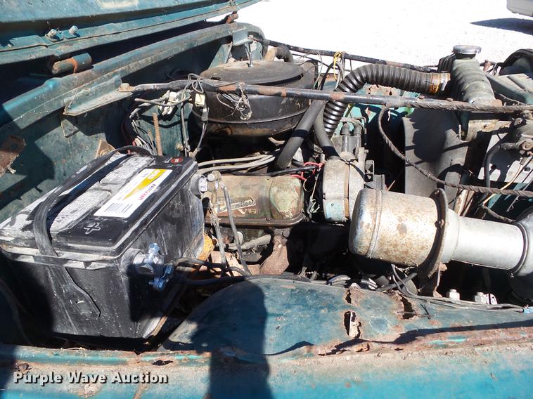 image for item DH9459 1966 Kaiser Jeep