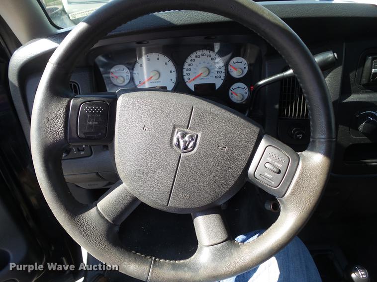 image for item DH9471 2004 Dodge Ram 1500 Quad Cab pickup truck