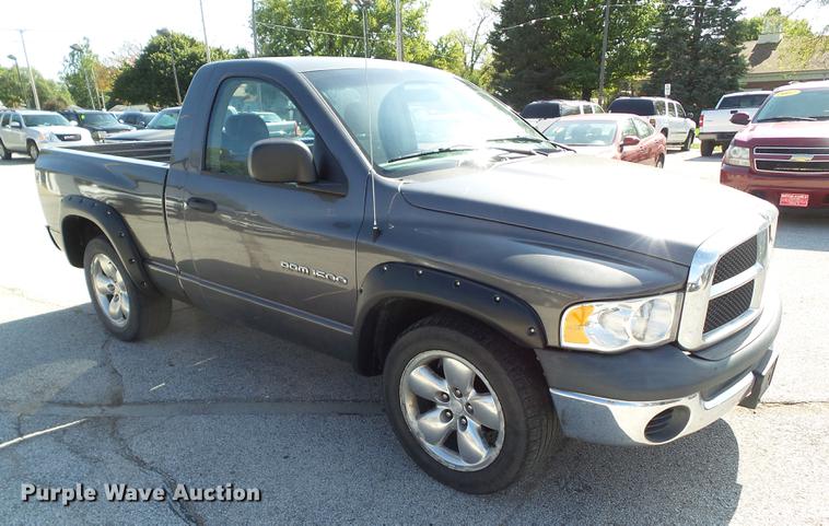 image for item DH9472 2003 Dodge Ram 1500 pickup truck