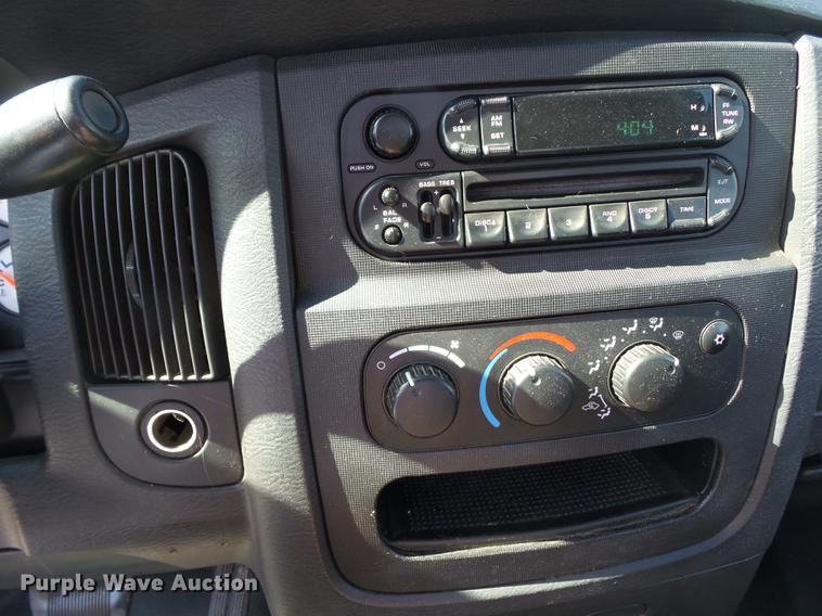 image for item DH9472 2003 Dodge Ram 1500 pickup truck