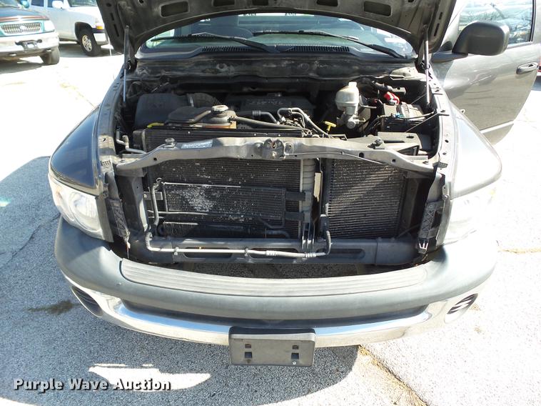 image for item DH9472 2003 Dodge Ram 1500 pickup truck