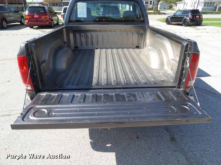 image for item DH9472 2003 Dodge Ram 1500 pickup truck