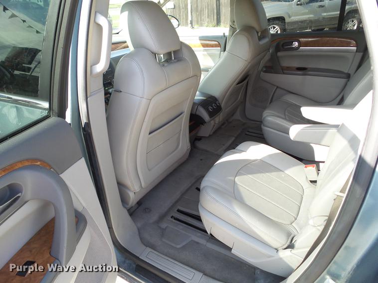 image for item DH9473 2009 Buick Enclave CXL SUV