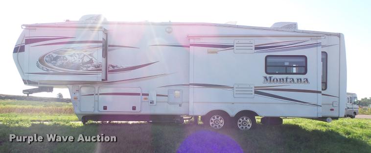 image for item DH9713 2013 Keystone Montana camper