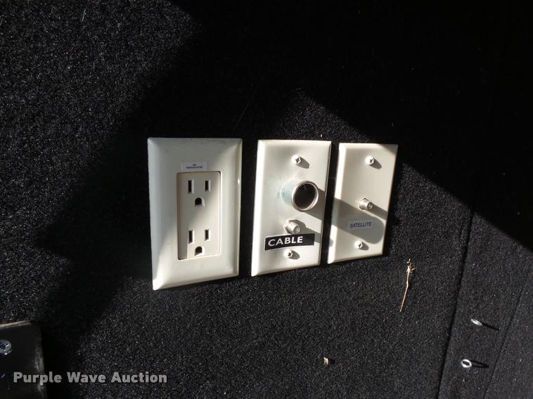 image for item DH9713 2013 Keystone Montana camper