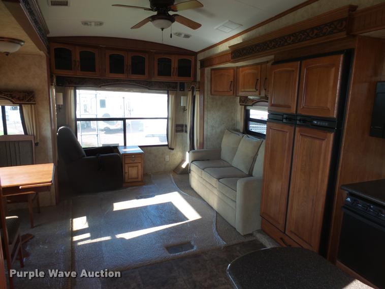 image for item DH9713 2013 Keystone Montana camper