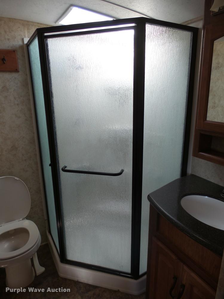 image for item DH9713 2013 Keystone Montana camper