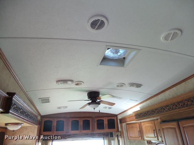 image for item DH9713 2013 Keystone Montana camper