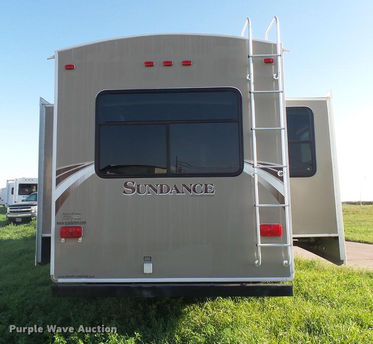 image for item DH9714 2013 Sundance 3310CL camper