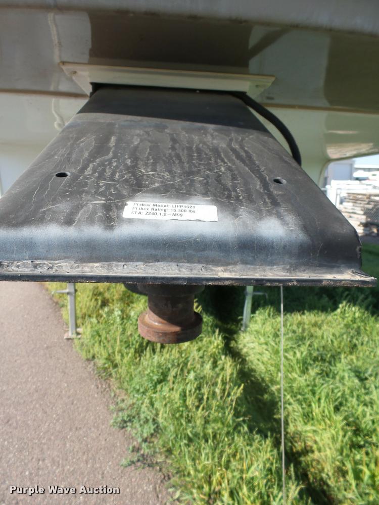 image for item DH9714 2013 Sundance 3310CL camper