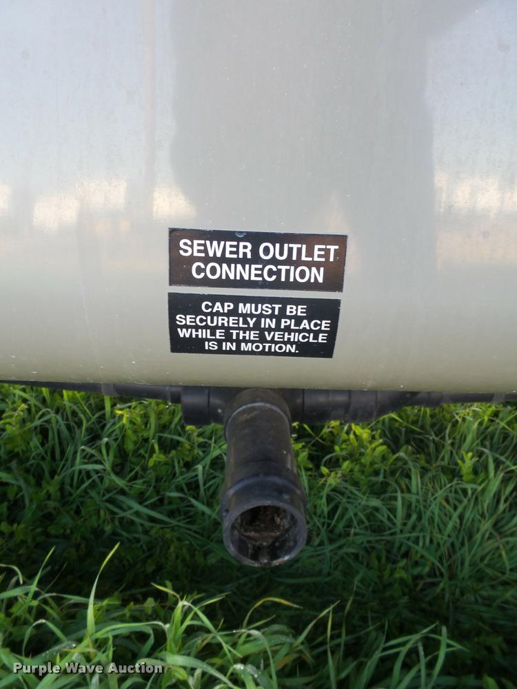 image for item DH9714 2013 Sundance 3310CL camper