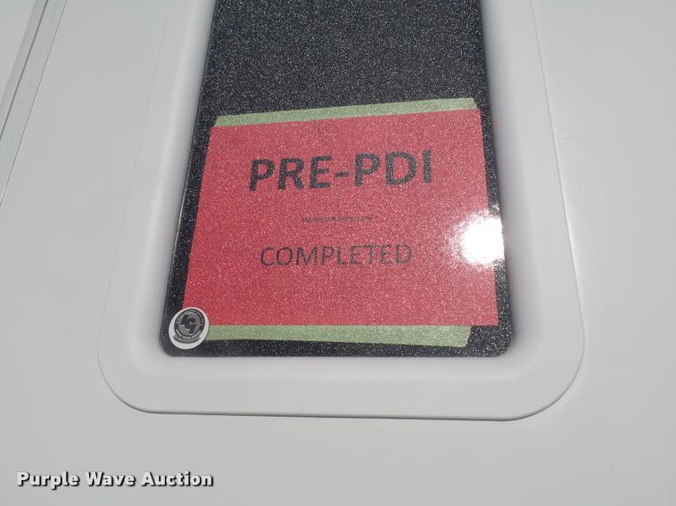 image for item DH9714 2013 Sundance 3310CL camper