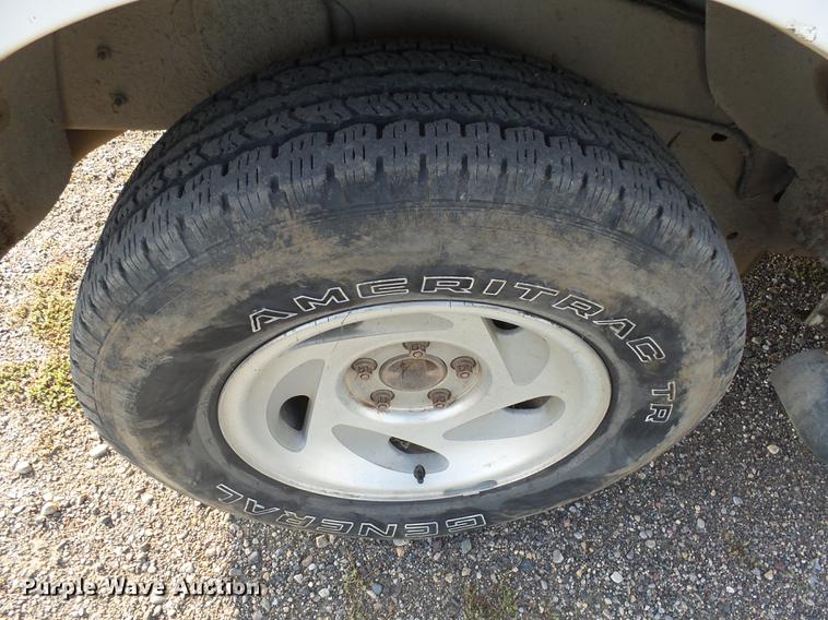 image for item DH9728 1998 Ford Expedition SUV