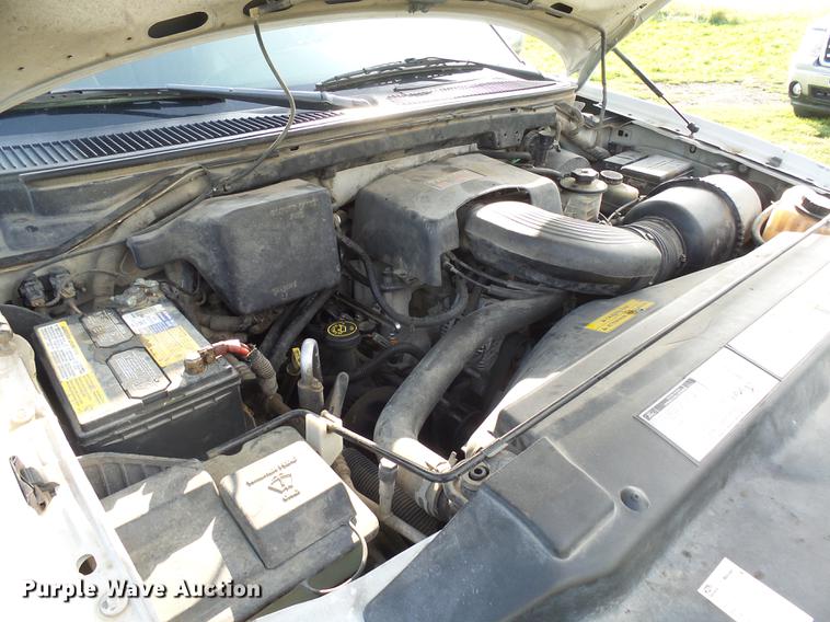 image for item DH9728 1998 Ford Expedition SUV