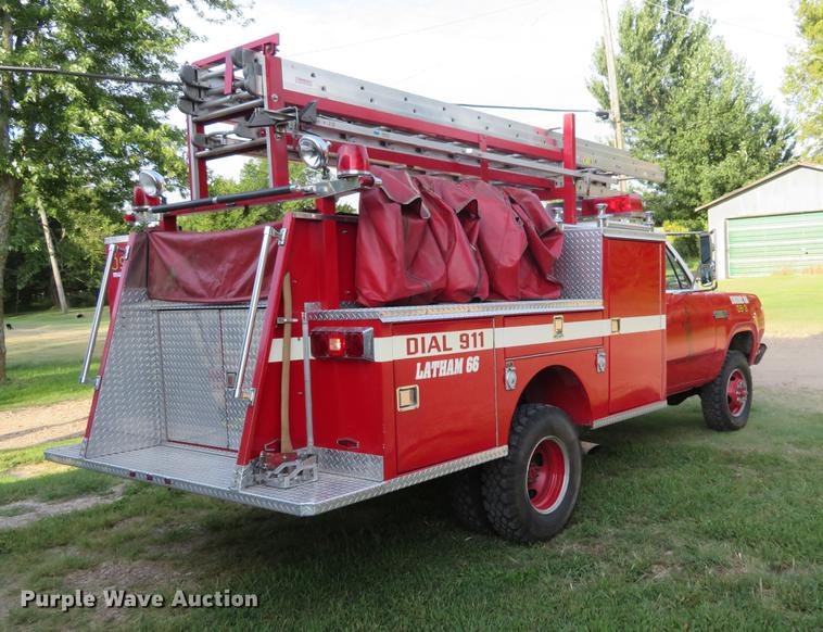 image for item DI9853 1980 Dodge Ram Power Wagon 400 Pierce mini pumper fire truck