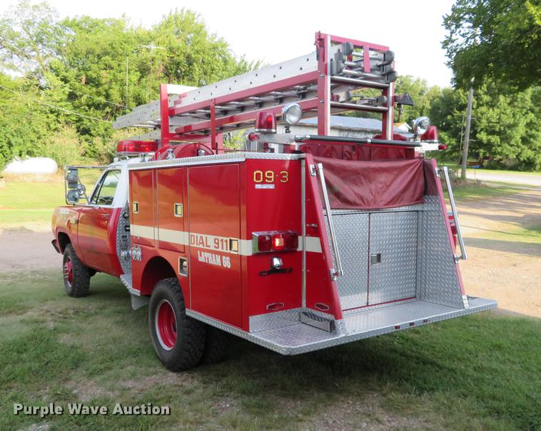 image for item DI9853 1980 Dodge Ram Power Wagon 400 Pierce mini pumper fire truck