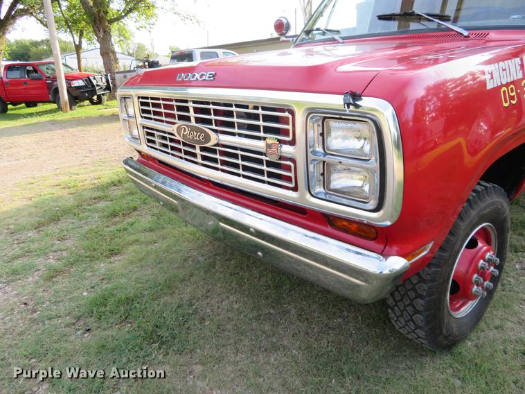 image for item DI9853 1980 Dodge Ram Power Wagon 400 Pierce mini pumper fire truck