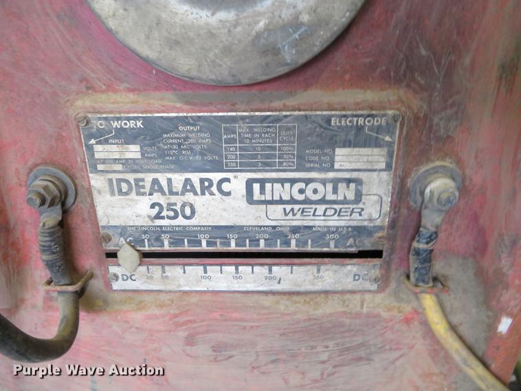 image for item DI9893 Lincoln Idealarc 250 AC/DC welder