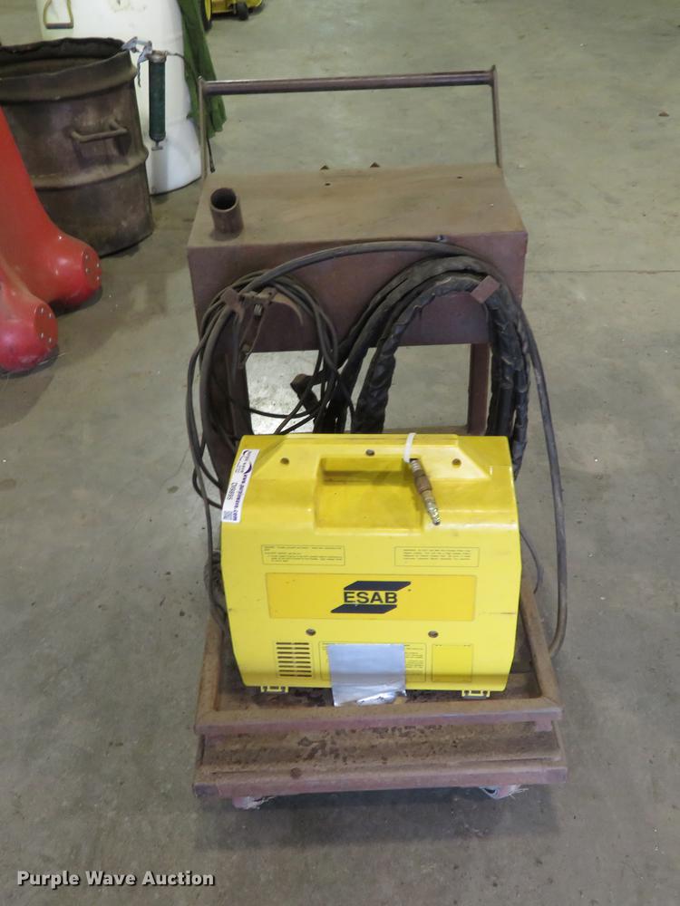 image for item DI9895 Esab PCM-625I plasma cutter
