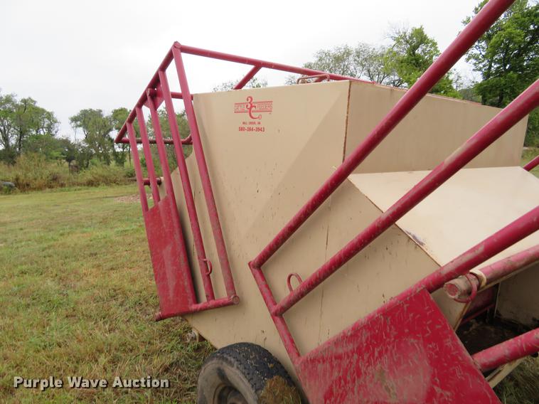 image for item DI9897 3C cattle feeder