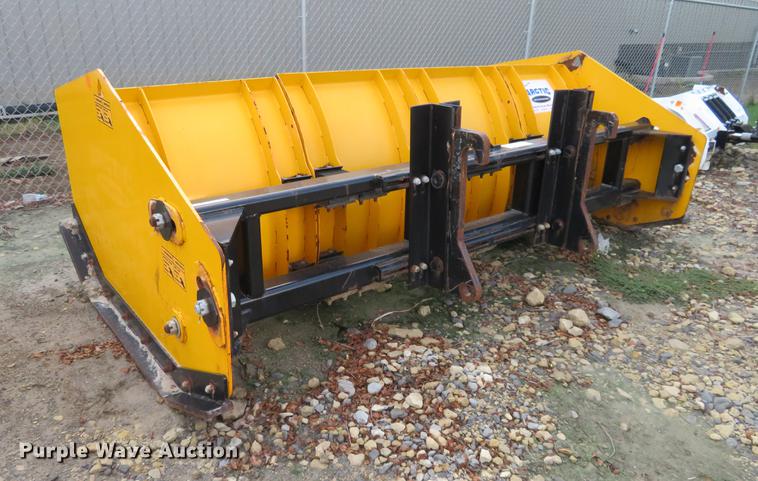 image for item DI9909 Artic HD wheel loader snow pusher