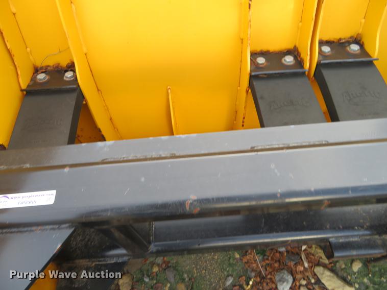 image for item DI9909 Artic HD wheel loader snow pusher