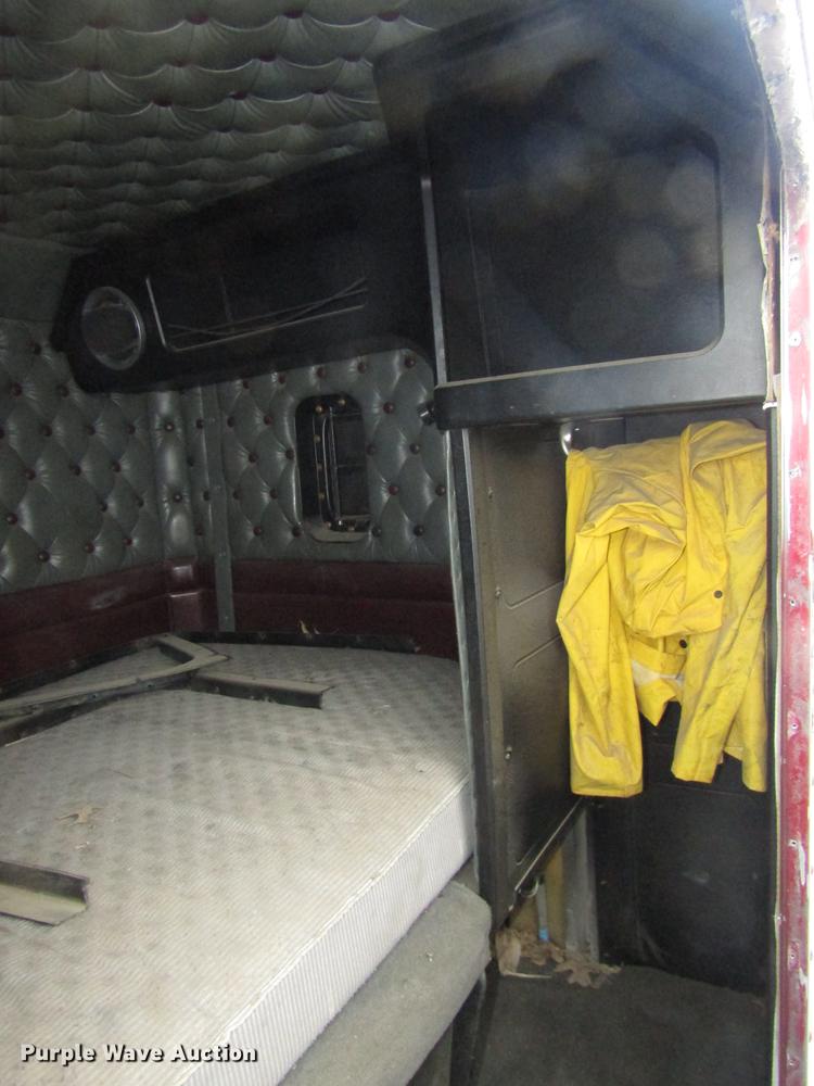 image for item DO9116 Kenworth sleeper