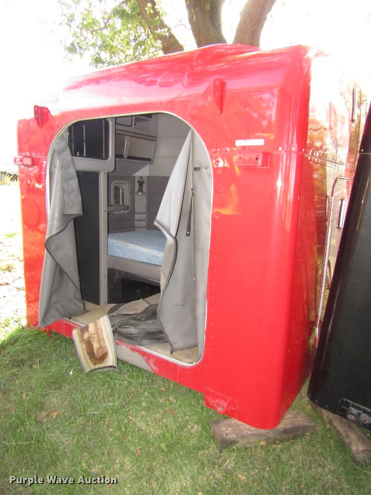 image for item DO9117 (2) Peterbilt 386 sleepers