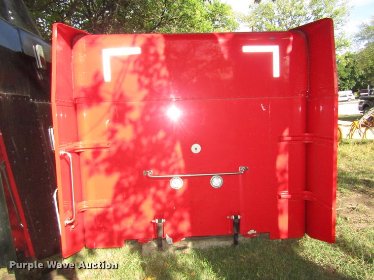 image for item DO9117 (2) Peterbilt 386 sleepers