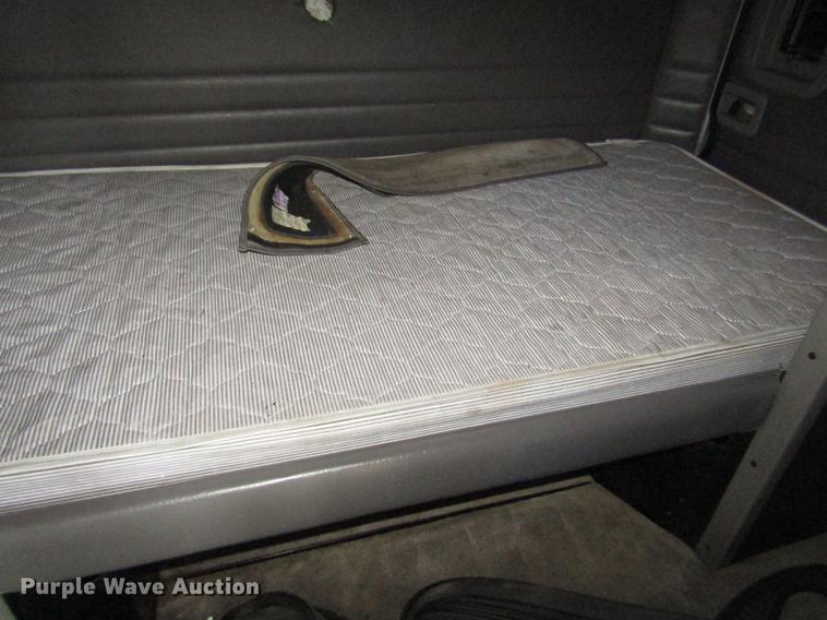 image for item DO9117 (2) Peterbilt 386 sleepers