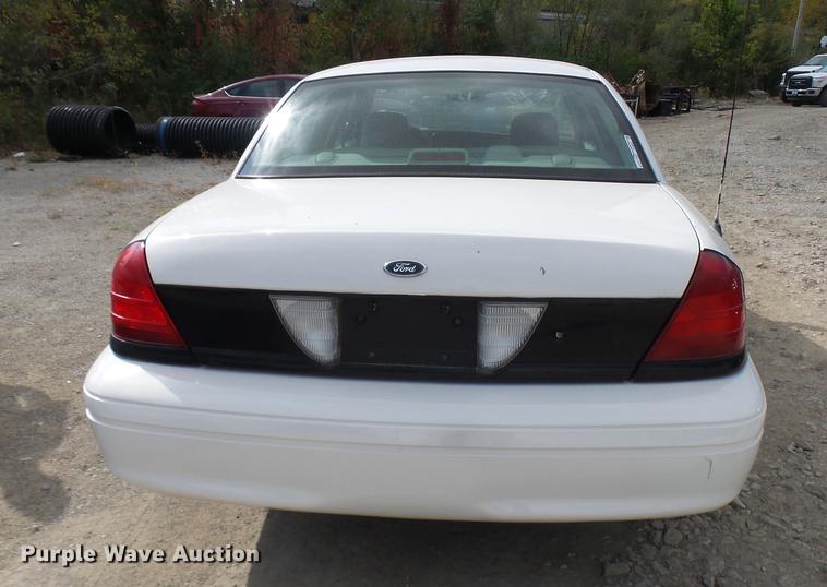 image for item DP9660 2005 Ford Crown Victoria Police Interceptor