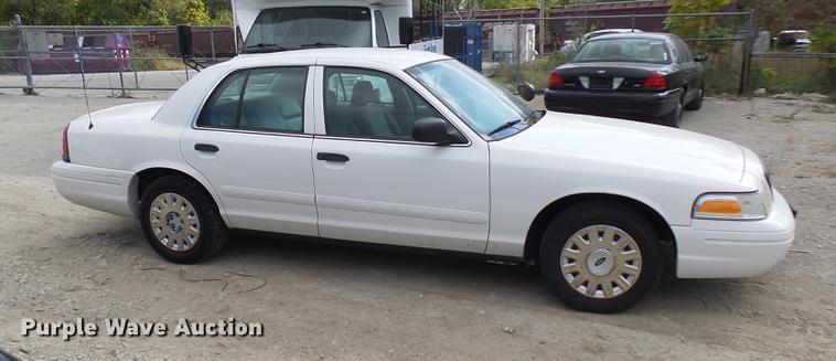 image for item DP9660 2005 Ford Crown Victoria Police Interceptor