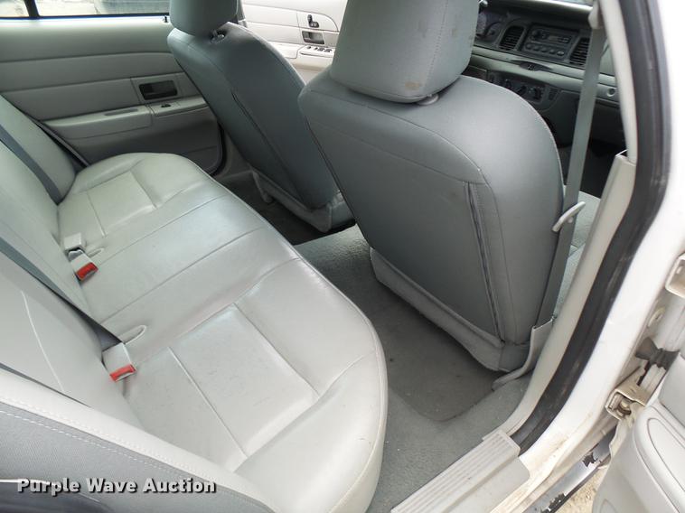 image for item DP9660 2005 Ford Crown Victoria Police Interceptor