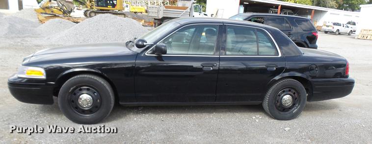 image for item DP9662 2011 Ford Crown Victoria Police Interceptor