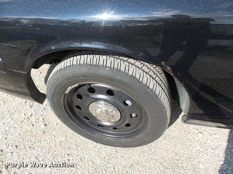 image for item DP9662 2011 Ford Crown Victoria Police Interceptor