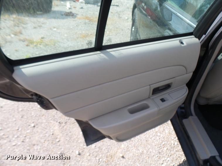 image for item DP9662 2011 Ford Crown Victoria Police Interceptor