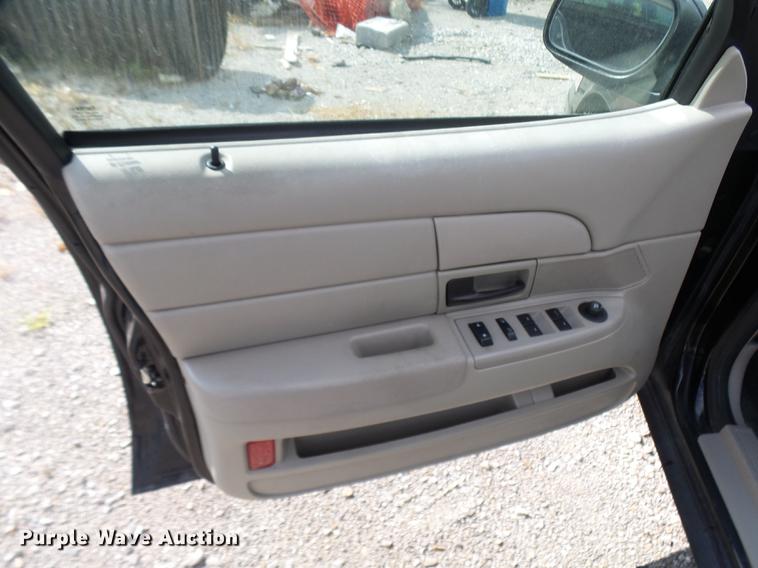 image for item DP9662 2011 Ford Crown Victoria Police Interceptor