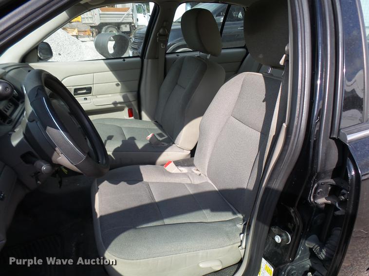 image for item DP9662 2011 Ford Crown Victoria Police Interceptor