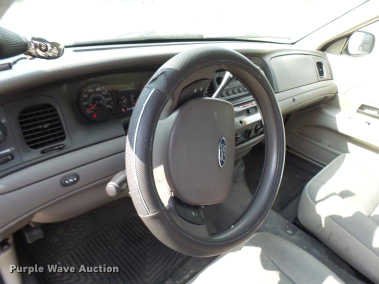 image for item DP9662 2011 Ford Crown Victoria Police Interceptor