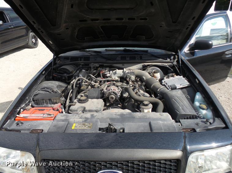 image for item DP9662 2011 Ford Crown Victoria Police Interceptor