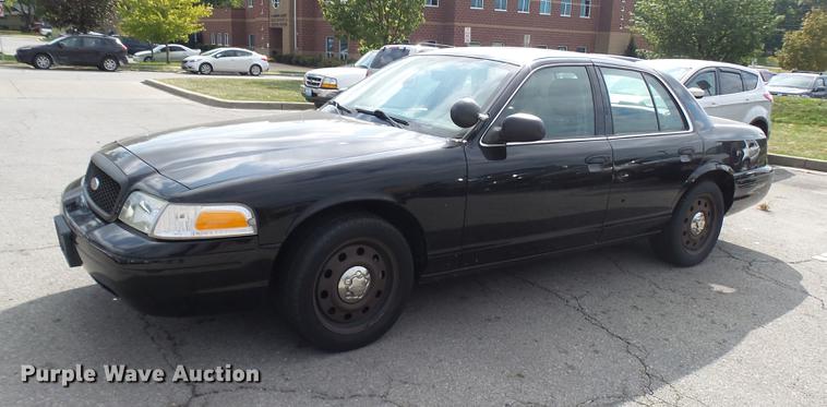 image for item DP9663 2011 Ford Crown Victoria Police Interceptor