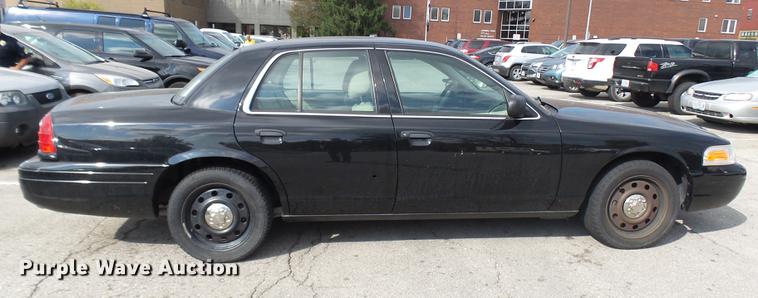 image for item DP9663 2011 Ford Crown Victoria Police Interceptor